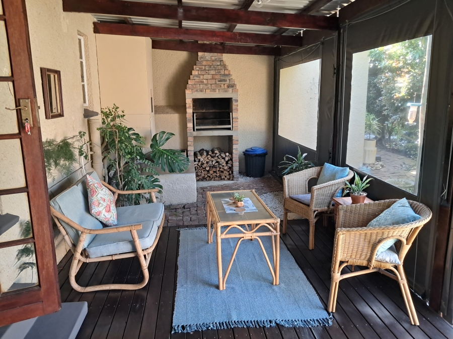 9 Bedroom Property for Sale in Walmer Eastern Cape